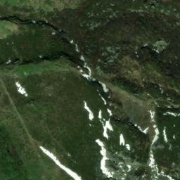 Satellite imagery of Garmil, CH