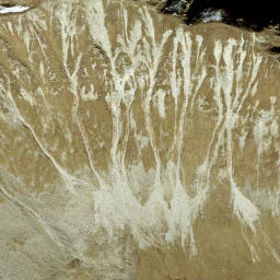 Satellite imagery of Sarotlaspitzen, AT