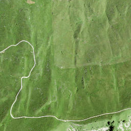 Satellite imagery of Chüeband, CH