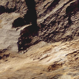 Satellite imagery of cairn, IT