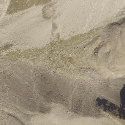 Satellite imagery of cairn, IT