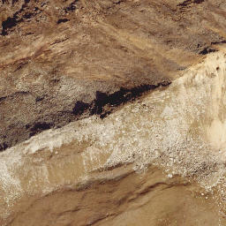 Satellite imagery of cairn, IT