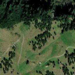 Satellite imagery of Zanuzegg, CH