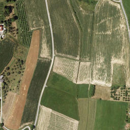Satellite imagery of Höfberg, AT