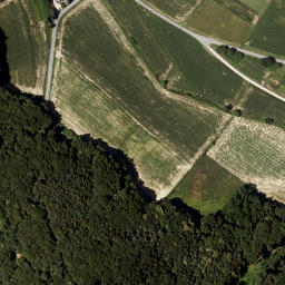 Satellite imagery of Höfberg, AT