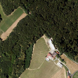 Satellite imagery of Höfberg, AT