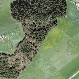 Satellite imagery of Aspiegg, CH