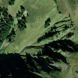 Satellite imagery of Chrüz, CH