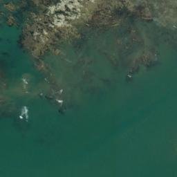 Satellite imagery of Les Roches de la Loire, FR