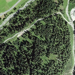 Satellite imagery of Chè d'Mot, CH