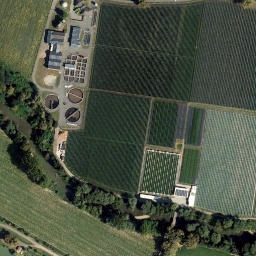 Satellite imagery of Schloß Hainfeld, AT