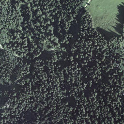 Satellite imagery of Farnere, CH