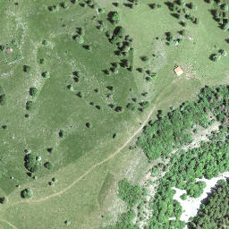 Satellite imagery of La Chaille, CH
