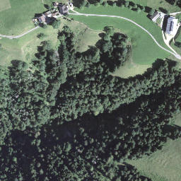Satellite imagery of Höch, CH