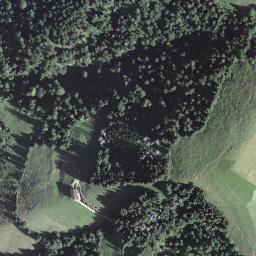 Satellite imagery of Höch, CH