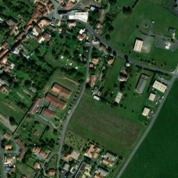 Satellite imagery of Château de Monts-sur-Guesnes, FR
