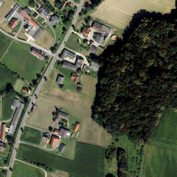 Satellite imagery of Wart Berg, AT