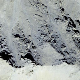 Satellite imagery of Mot da Tumasch, CH