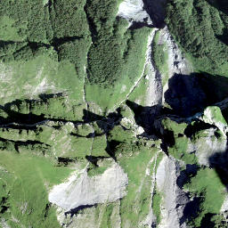 Satellite imagery of Tor, CH