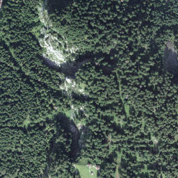 Satellite imagery of Waldegg, CH
