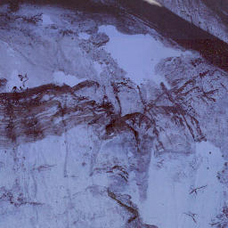 Satellite imagery of Roten Pfaffen, CH