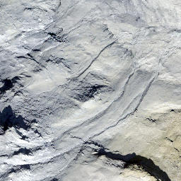 Satellite imagery of Pastget Lenn, CH