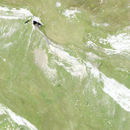 Satellite imagery of Fil dil Fluaz, CH