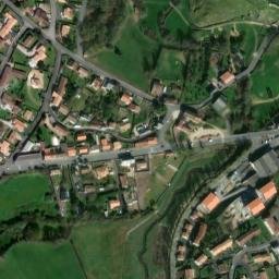 Satellite imagery of Château de Bressuire, FR