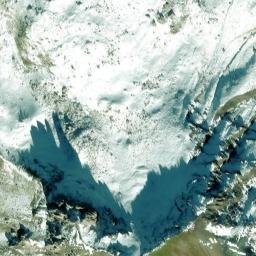 Satellite imagery of Wangegg, CH