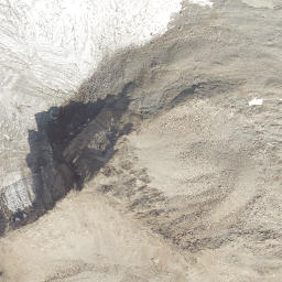 Satellite imagery of Hintere Guslarspitze, AT