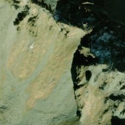 Satellite imagery of Rot Grat, CH