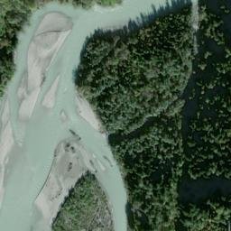 Satellite imagery of Schloss Rhazüns, CH