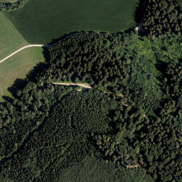 Satellite imagery of Mannsberg, AT