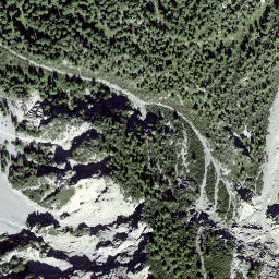 Satellite imagery of Mot Radond, CH