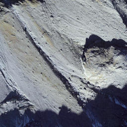 Satellite imagery of Hienderstock, CH