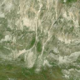 Satellite imagery of Tschirpen, CH
