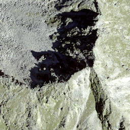 Satellite imagery of Piz Mezdi, CH
