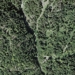 Satellite imagery of Ufem Grat, CH