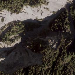 Satellite imagery of Kuku, AT