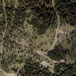 Satellite imagery of Peloschen, AT