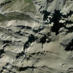 Satellite imagery of Lenzer Horn, CH