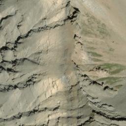 Satellite imagery of Lenzer Horn, CH