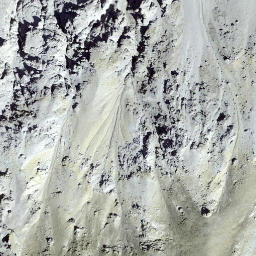 Satellite imagery of Piz Ivraina, CH
