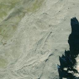 Satellite imagery of Strel, CH