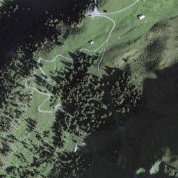Satellite imagery of Axalphoren, CH