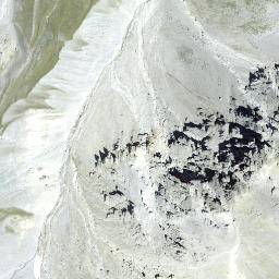Satellite imagery of Davo Foraz, CH