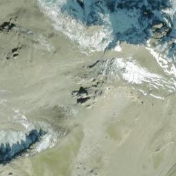 Satellite imagery of Chrachenhorn, CH