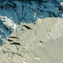 Satellite imagery of Hoch Ducan, CH