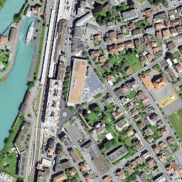 Satellite imagery of Chlyne Ruuge, CH