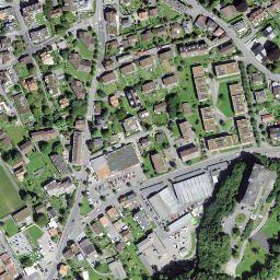 Satellite imagery of Chlyne Ruuge, CH